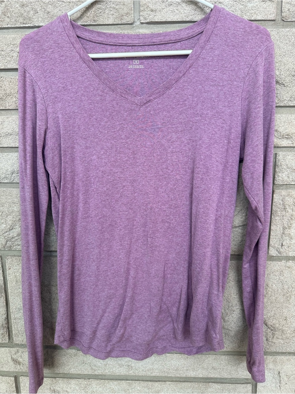 Eddie Bauer Heathered dusty pink V-Neck Long Sleeve Tee